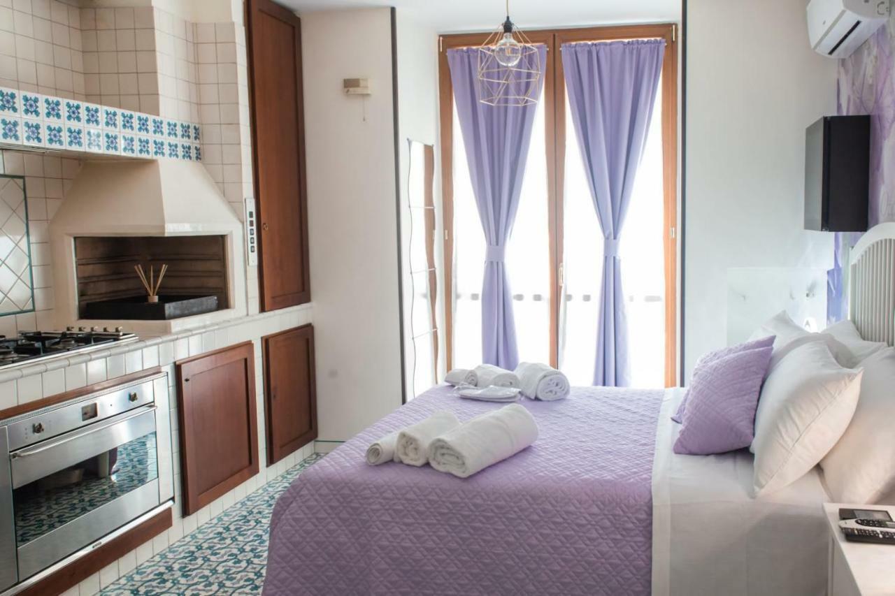 Hotel Bed Boutique Napoli Colors Habitación foto